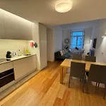 The Crucifixo Collection Serene 2d Apartament *